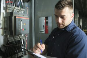 technician-checking-systems