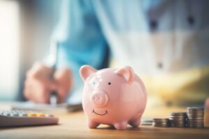 piggy-bank-on-desk